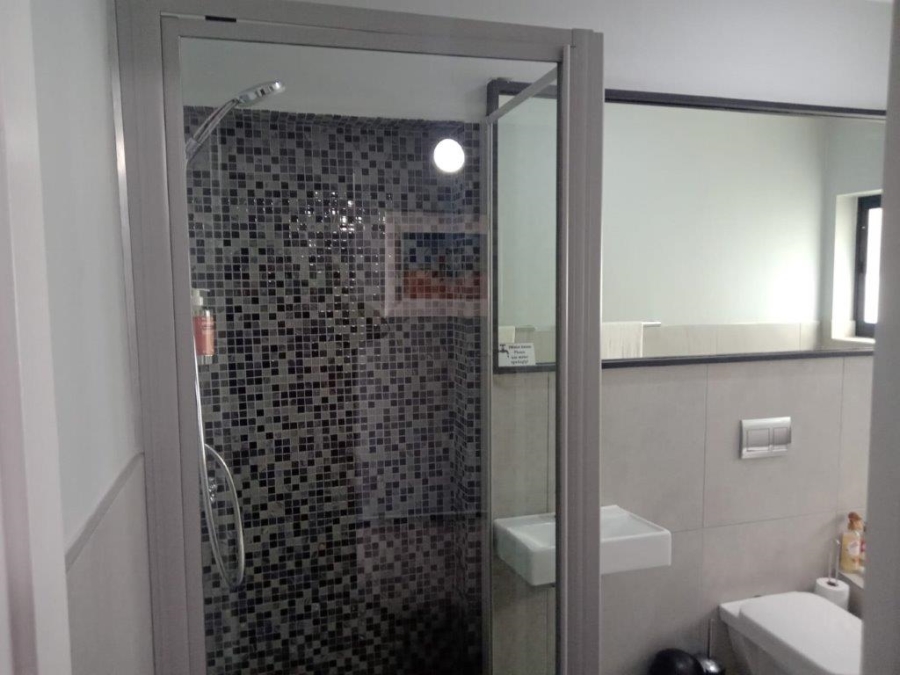 5 Bedroom Property for Sale in Ferreira Town Eastern Cape